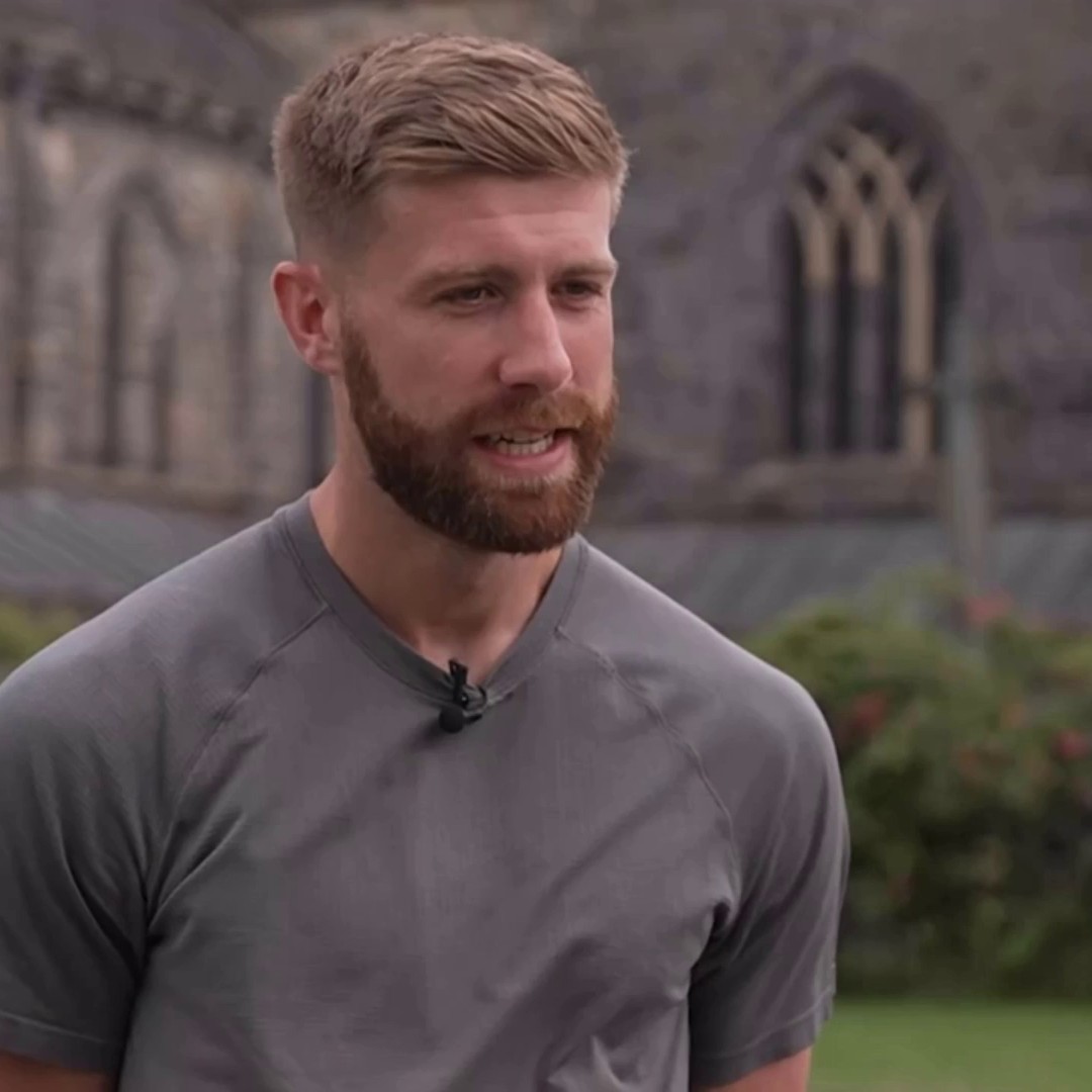 🥧 "Pied" Stephen Robinson for Scott Brown 🔲 Impressed by St Mirren since joining 👀 "Two good &amp; one bad" Fleetwood managers 🗣️ Enjoying being in the spotlight Shaun Rooney is back in Scottish football and is ready to make his mark at St Mirren! ⤵️