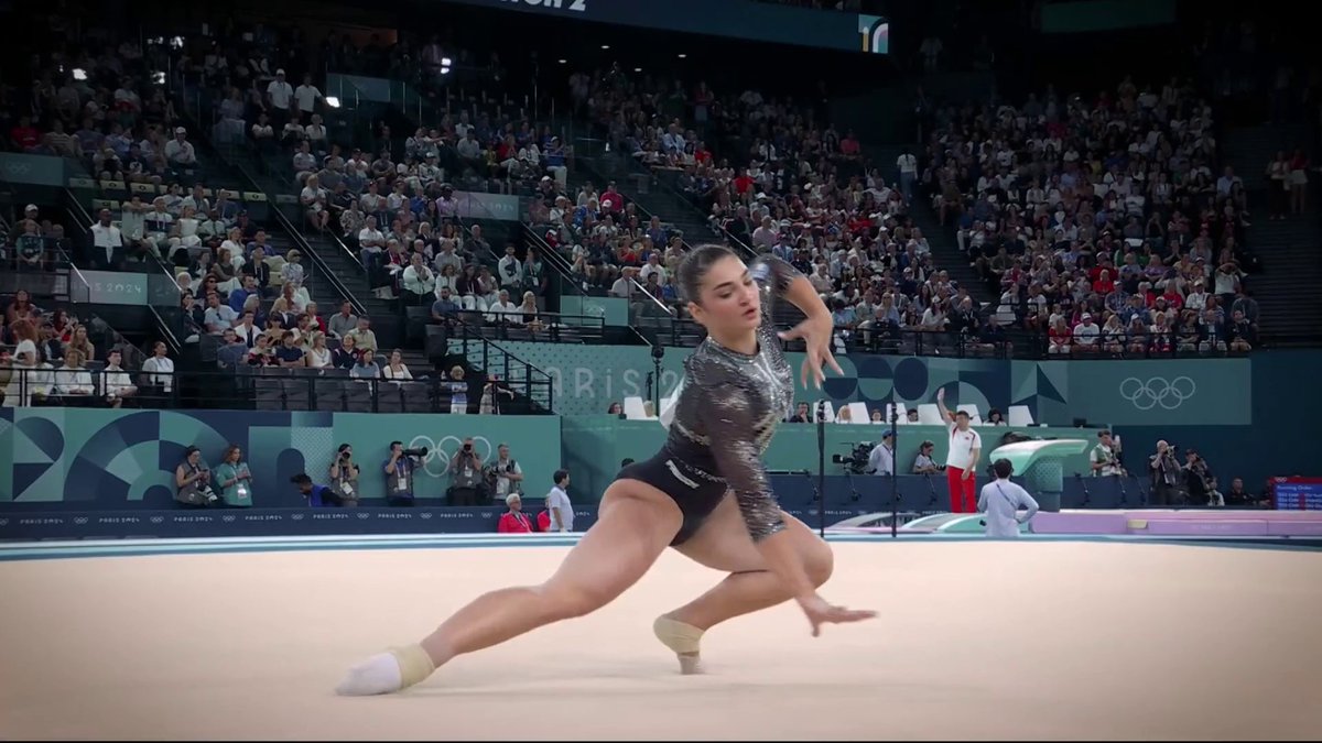 STUPENDE ๐๐๐ Le immagini piรน belle delle nostre ragazze nelle qualificazioni ๐คธโโ๏ธ๐ฎ๐น #HomeOfTheOlympics #Paris2024 #ItaliaTeam #Olympics #ArtisticGymnastics