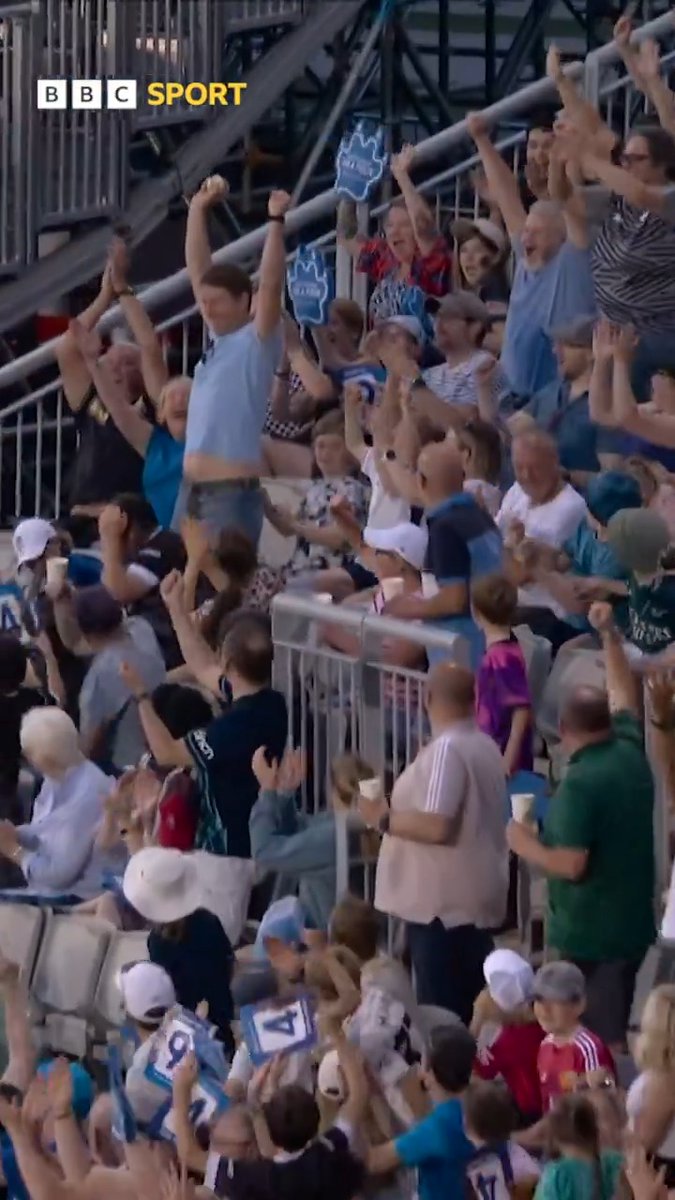 Someone sign him up! 👏 #BBCCricket #TheHundred