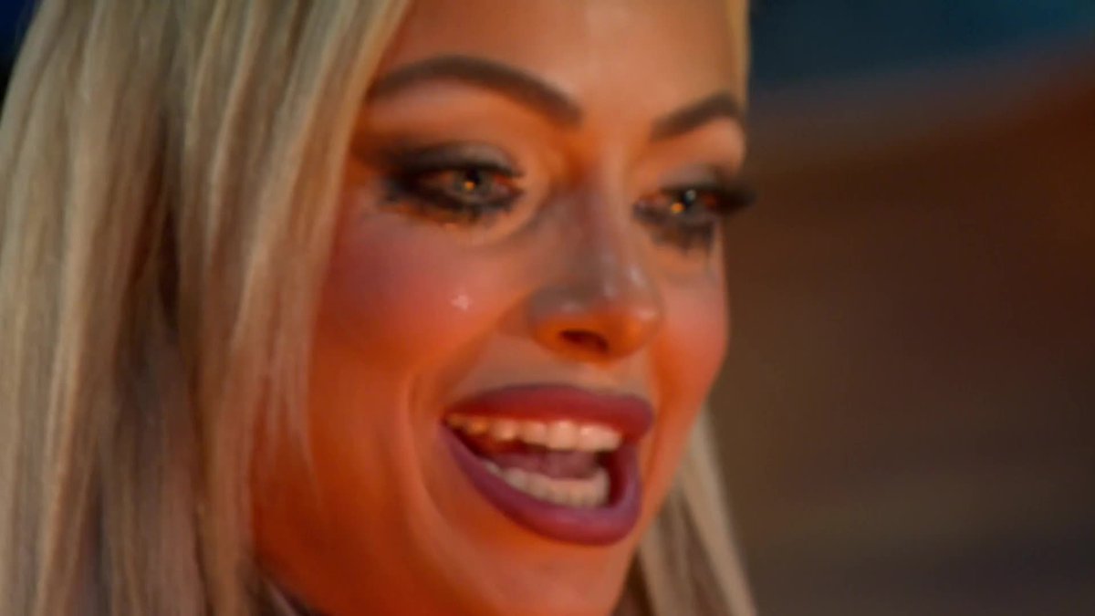 LOOK AT WHAT YOU MADE HER DO! #WWERaw