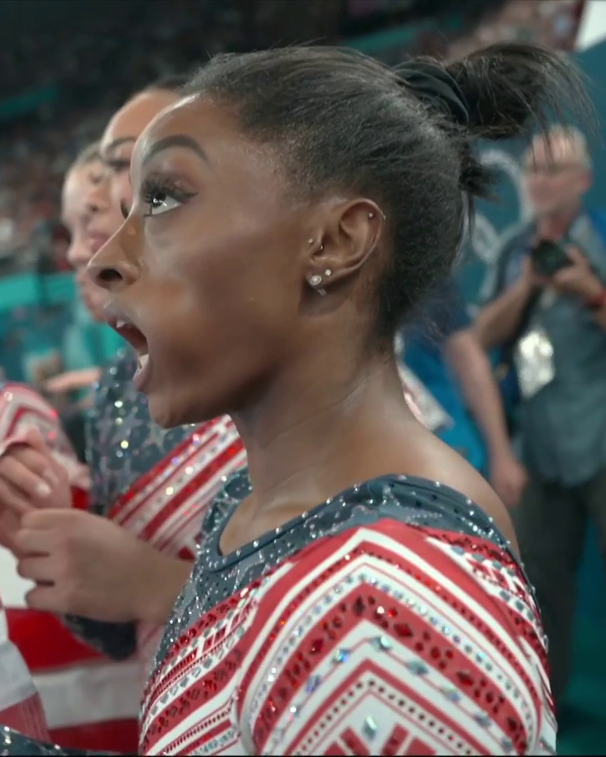 The moment Simone Biles found out she had won her FIFTH Olympic gold medal! 🥇🇺🇸 #Paris2024