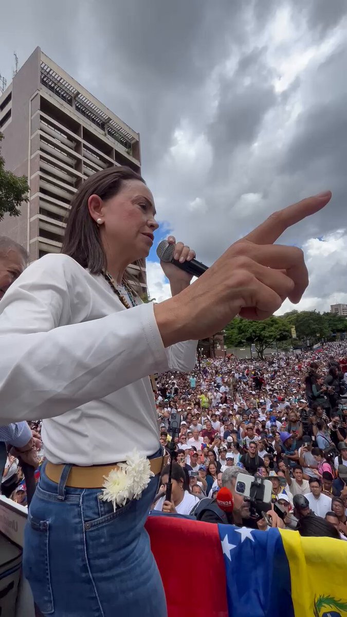 Retamos al CNE a que entregue las actas!! ¿Cuál es el miedo? Nosotros lo hicimos con la gente.
