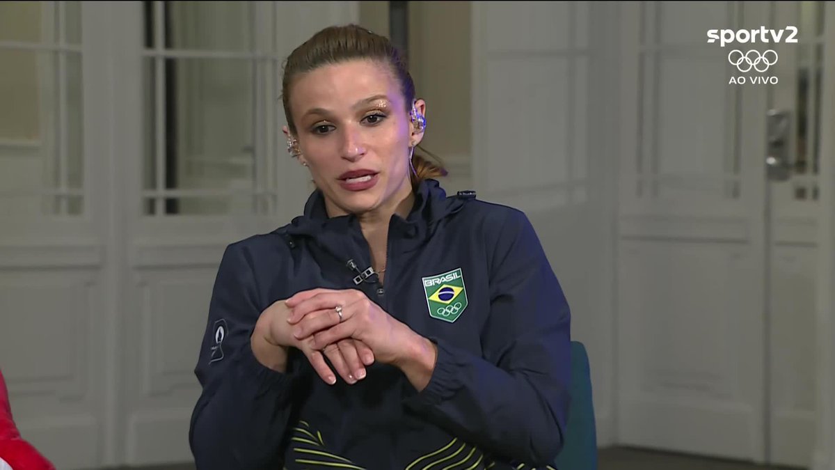 "A gente viu que ela precisaria de 13.800 pra passar a gente. E fizemos conta. Quando saiu 13.600, a gente não podia nem comemorar, tinha de esperar o andamento da competição, eu olhei pras meninas e falei: 'nós conseguimos!'" (Jade Barbosa)