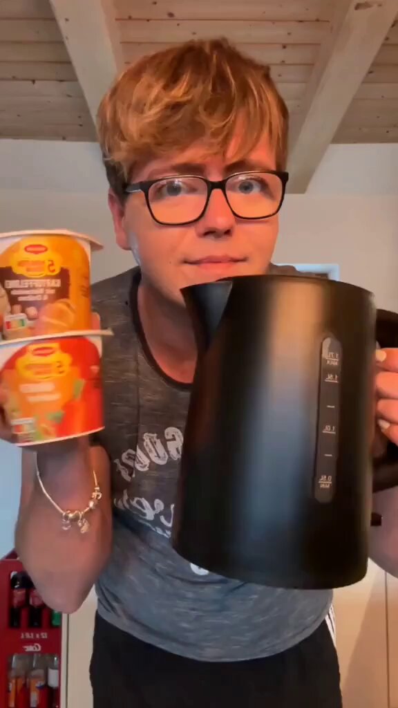 leute sagen du bist brachial schwul du wirst niemals gut kochen können tja hater