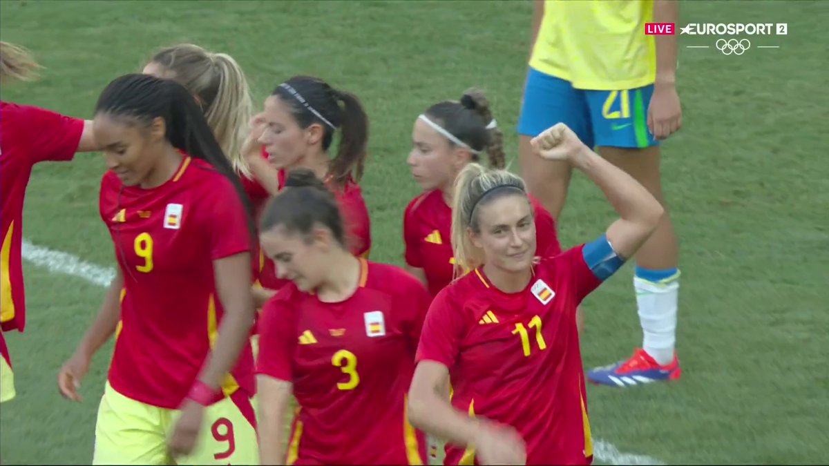 Alexia Putellas ha metido un golazo *𝑑𝑎 𝑖𝑔𝑢𝑎𝑙 𝑐𝑢𝑎𝑛𝑑𝑜 𝑙𝑒𝑎𝑠 𝑒𝑠𝑡𝑜