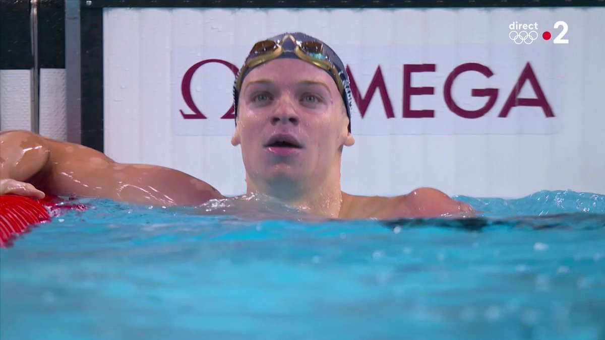 🏊‍♂️🇫🇷 IL EST MONSTRUUUEUX. LÉON MARCHAND devient une DEUXIÈME FOIS CHAMPION OLYMPIQUE et BAT au passage le RECORD OLYMPIQUE en 200M PAPILLON. (France 2) #Paris2024