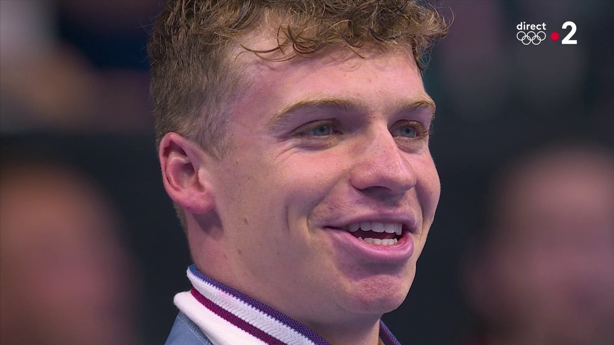 #Paris2024 | 🇫🇷🥹 "MARCHAAAAND, MARCHAAAAAND" 8e Marseillaise depuis le début de ces Jeux, la 3e pour le roi Léon Marchand ! LÉGENDAIRE ! Les JO en direct :
