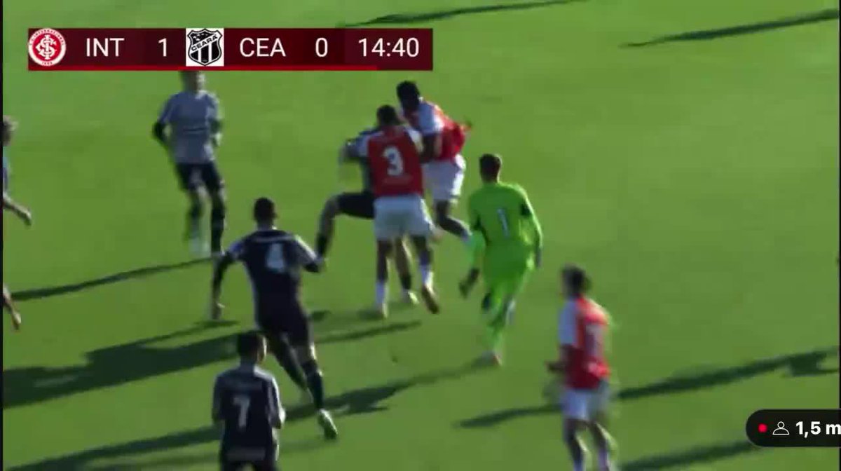 ¡ESCÁNDALO TOTAL EN BRASIL! Batalla campal en el partido Sub 20 del Inter y Ceará: atención a las patadas voladoras... 📹 Sport Club Internacional