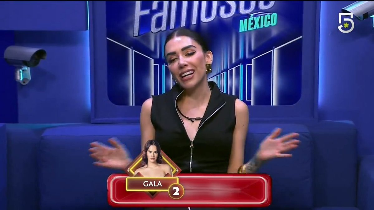 Vamos con #KarimePindter y sus votos quedan de la siguiente manera: 2 Puntos para #GalaMontes 1 Punto para #SianChiong 😵 #LaCasaDeLosFamososMX Lunes a viernes, 10:00 p.m. por #El5, domingos, 8:30 p.m. por #LasEstrellas y 24/7 por #VIX 📺📱