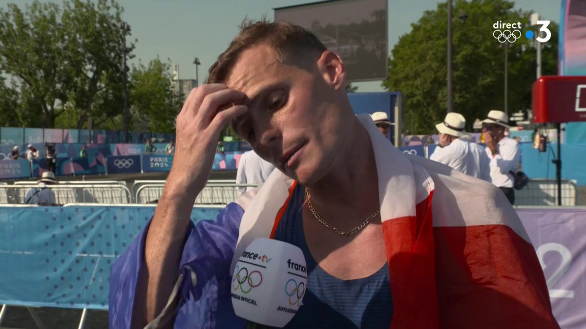#Paris2024 | 🎙 ''J'ai vu la petite naître et c'est quelque chose de très important.'' Aurélien Quinion, qui a signé une belle 9e place au 20 km marche, est devenu papa ce matin. Une journée pleine d’émotions. 🥹 📺 Suivez les JO sur :