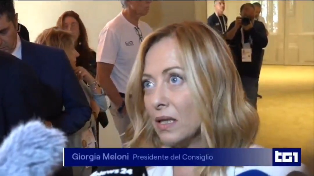 Meloni: "Con quei livelli di testosterone non è una gara equa. Atleti con caratteristiche maschili non devono essere ammessi alle gare femminili per tutelare il diritto delle atlete" #Carini #Khelif