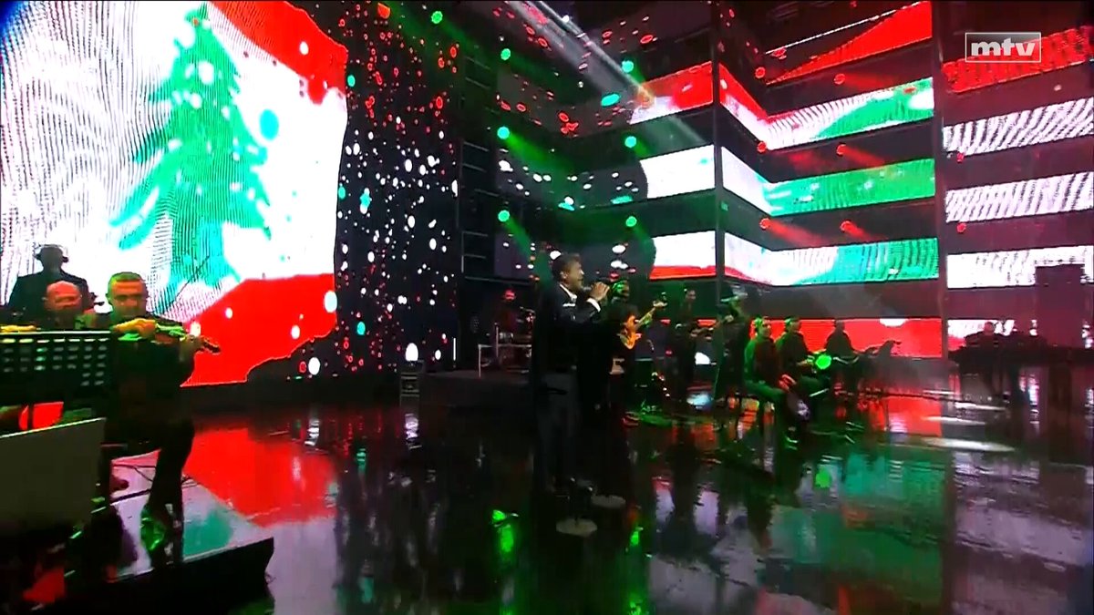 تحيّة لجنوبي الغالي لصمودو لجبينو العالي 🇱🇧❤️ #وائل_كفوري #يا_ملك_طل #WaelKfoury