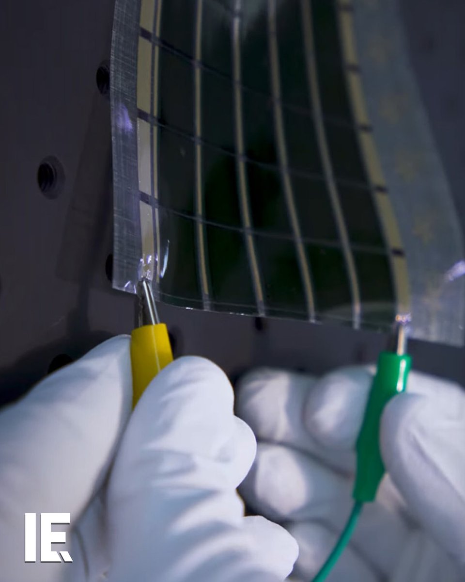 MIT engineers have developed an ultralight fabric solar cell that can transform virtually any surface into a power source. Here’s how they work.