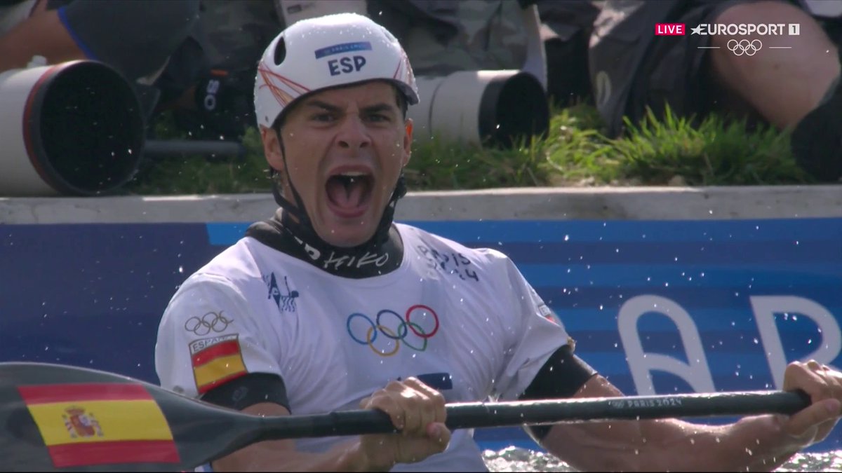 MEDALLA INESPERADAAAAAAAAAA 🥉🥉 PAU ECHANIZ 🇪🇦 logrando la medalla de BRONCE🥉en piragüismo slalom K1 tras una soberbia bajada VAMOOOOOOOOS 💪💪