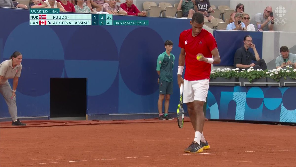 Game, set, match. 🤝 The winning point from Félix Auger-Aliassime as he advances to the singles semi-final of the Olympic tournament! 🇨🇦 #TeamCanada | #Paris2024| Radio-Canada Sports