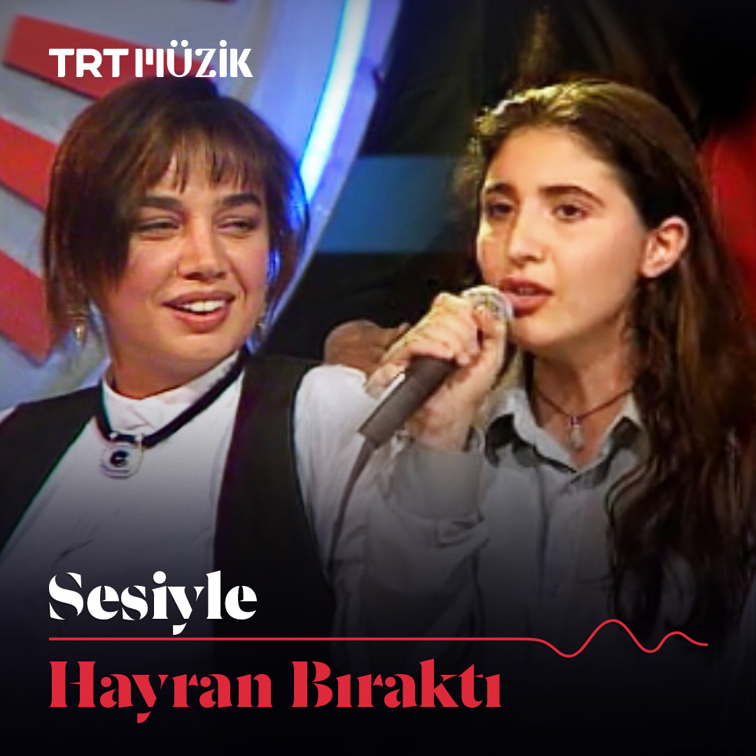 1992 yılına gidiyor, Sezen Aksu ve Barış Manço'yu sesiyle kendine hayran bırakan gencimizi dinliyoruz: "Masum Değiliz" 🎵🤗
