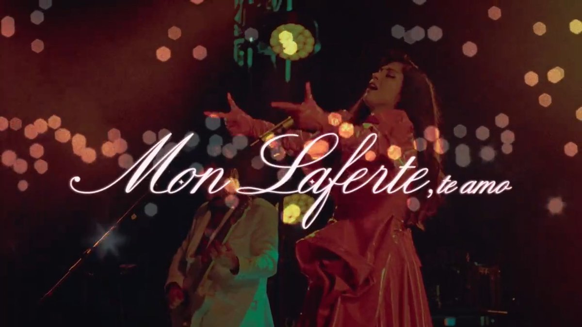 Viva México y viva Mon Laferte 😍🇲🇽 El documental ‘Mon Laferte, te amo’ ya está disponible. ❤️🌹