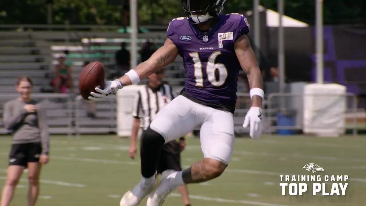 Marcus Williams tried to lay down the law with a BIG hit Tylan Wallace did not care
