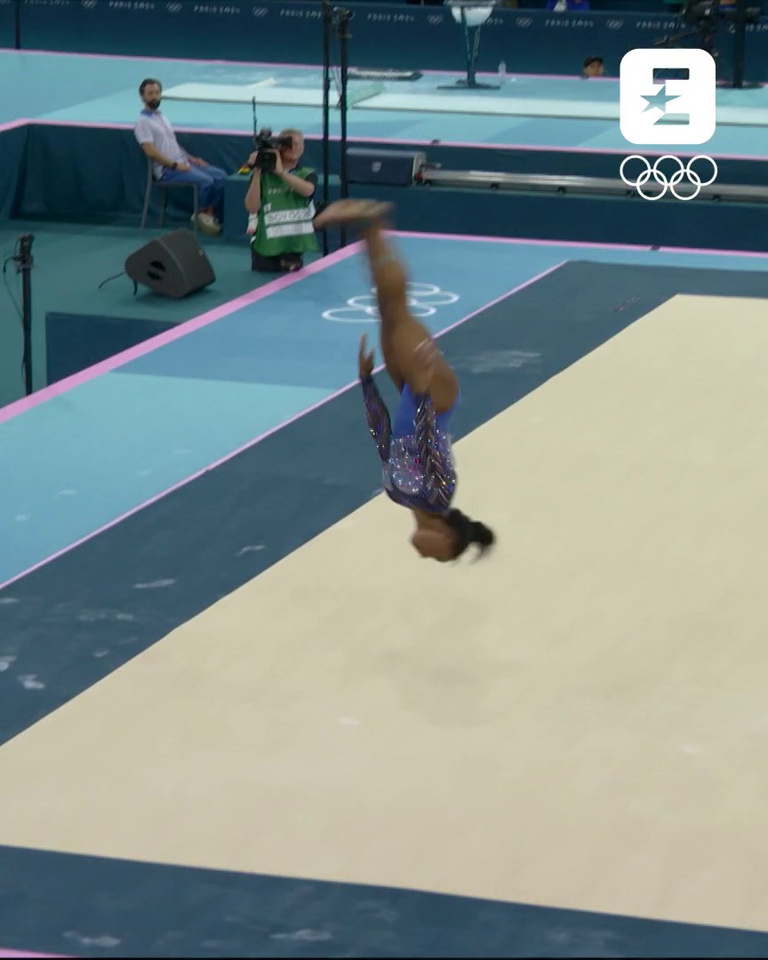 Deux minutes de pur bonheur : revivez le passage au sol de Simone Biles en finale du concours général de gymnastique ✨ Suivez les Jeux de #Paris2024 sur Eurosport avec Max, Canal + et nos partenaires de distribution