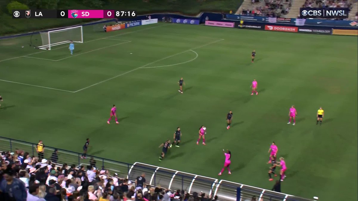 782 days and four surgeries for an ACL injury later, Christen Press returns to the field for Angel City. She’s back 💪 (via @AttackingThird)