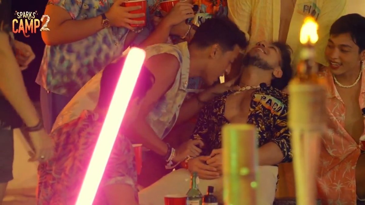 Mas malakas ang tama ng body shot na ‘to kesa sa shot puno! 😂 Watch Ep 6 of #SparksCampS2 on Black Sheep YouTube Channel!