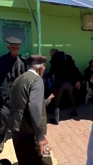 Adıyaman’da Alevi Kürtler, Ulubaba Dağı’nda bir araya geldi, Kürtçe cem yapıp semaha döndüler.