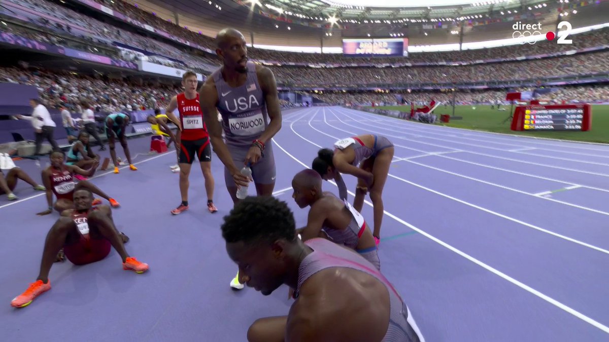 #Paris2024 | 🇫🇷 Le 4x400 m mixte passe en finale avec un nouveau record de France en 3'10''60 ! À noter le record du monde pour les États-Unis. 🇺🇸 📺 Suivez le direct :