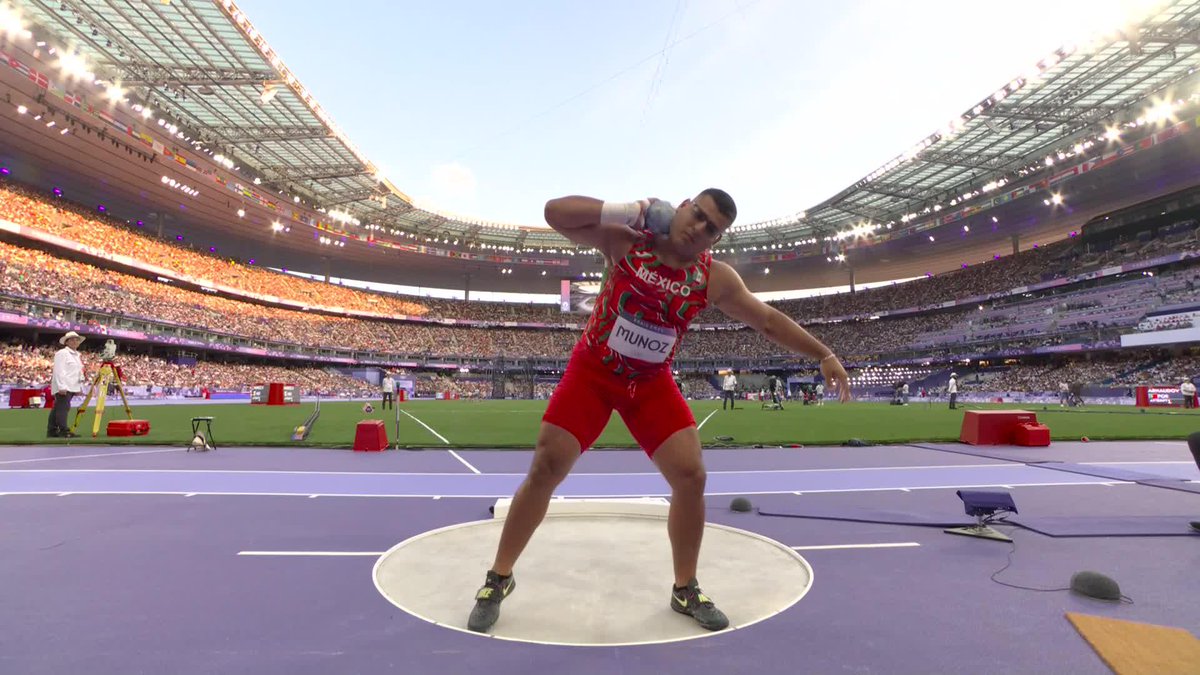 ¡Impulso digno de Final olímpica👏! Con este impulso de bala de 21.22m 📏, Uziel Muñoz 🇲🇽 logra su pase a la Final de dicha prueba