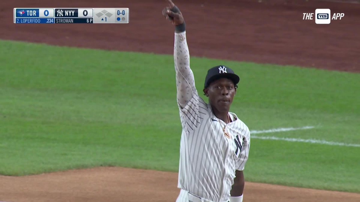 Jazz Chisholm Jr. hit the stepback jumper for his first roll call at Yankee Stadium 🔥 (via YES Network)
