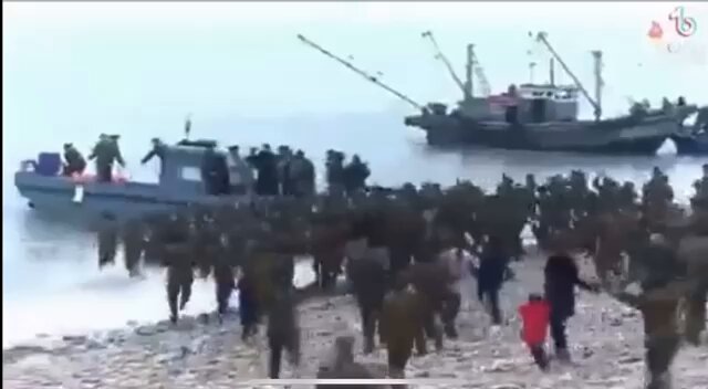 Kore’de yaşamadığım için Kuzey Kore Lideri bana çok eğlenceli geliyor 😊 Adam “geri gidin” demese yüzerek tekneyi takip edecekler. İşte samimi kadro, işte samimi seçmen.