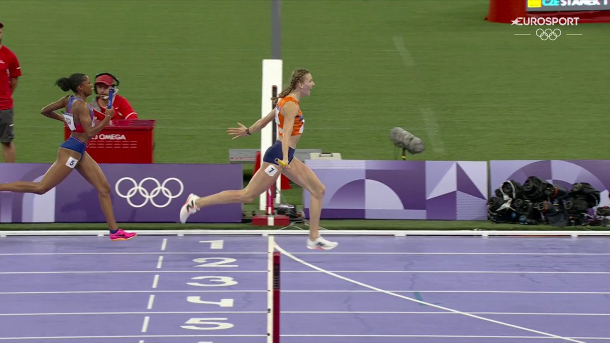 ¡Qué locura! Los últimos 150 metros de la neerlandesa Femke Bol es de lo mejor que verás hoy. Oro para Países Bajos en el 4x400 mixto. 🎥 Eurosport.es