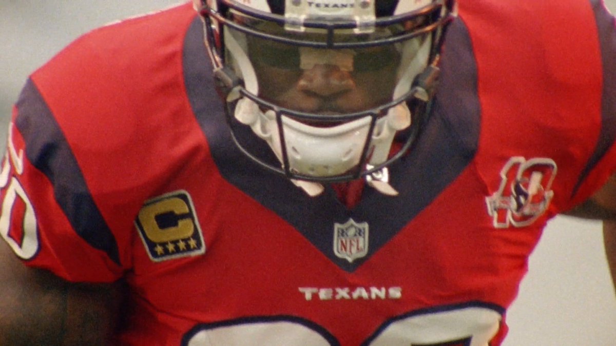 As an athlete, there’s always someone who pushes you to the next level. In this case, former coach Gary Kubiak was that person for Andre Johnson, so it is fitting to have him be his Presenter.