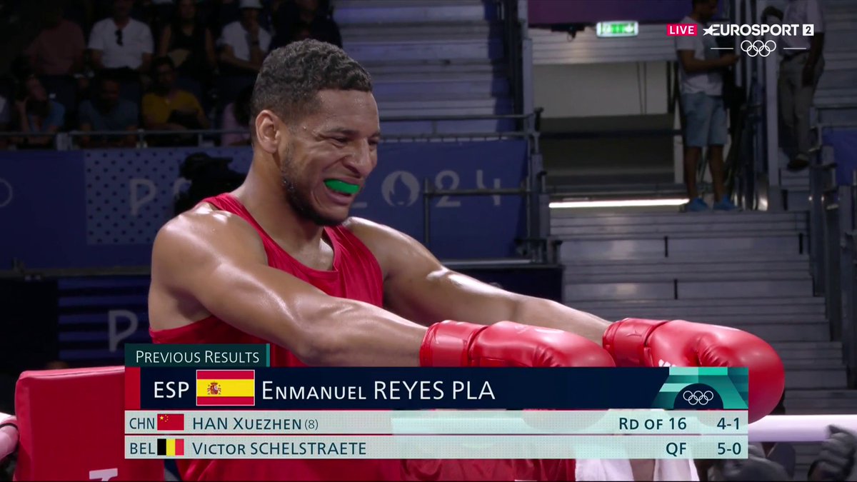 Emmanuel Reyes pierde por decisión dividida contra Lorenzo 🇦🇿 en las semifinales del peso pesado de boxeo y se queda con la MEDALLA DE BRONCE 🥉. 🥊 Ayoub Ghadfa es el último boxeador español en #Paris2024.