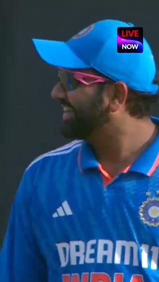 Rohit Sharma is a complete entertainer in the field. 💥👌
