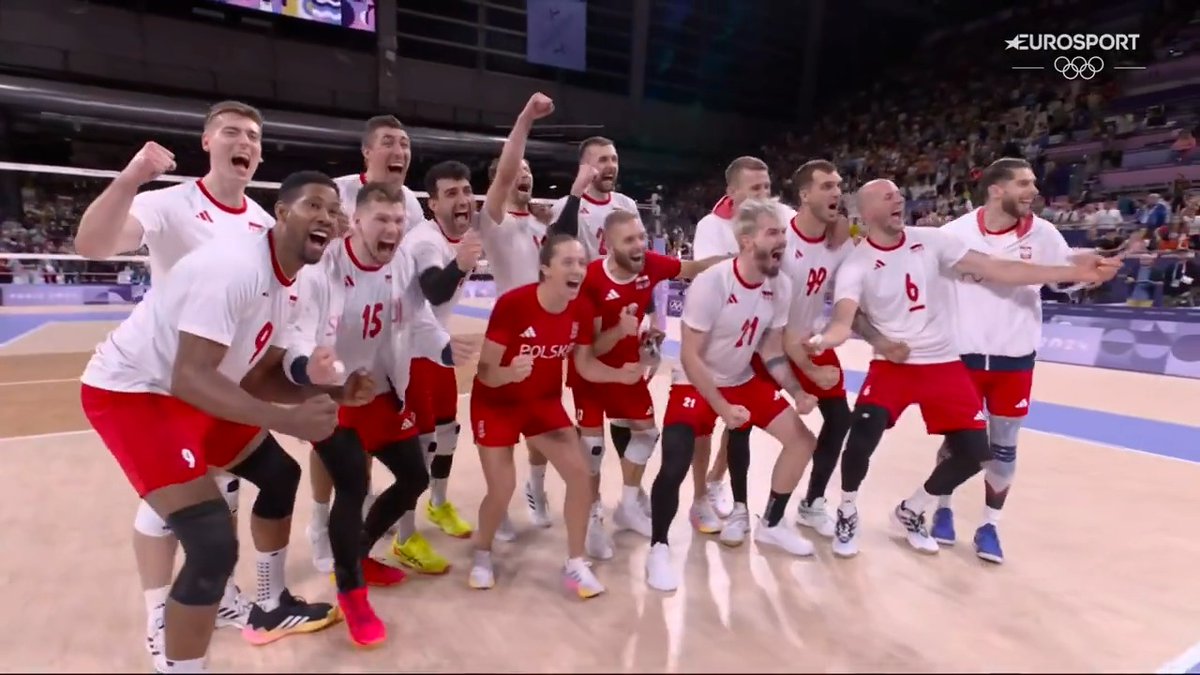 𝐓𝐎 𝐉𝐄𝐒𝐓 #TeamPL❗ 🇵🇱❤️ Iga Świątek razem z #gangłysego❗ Piękny widok 🥹 #HomeOfTheOlympics #Paris2024 #JazdaIga