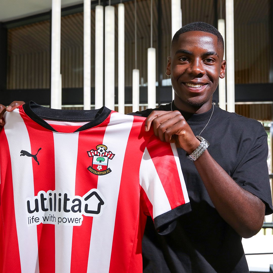"It's a place I feel like I can thrive." ✨ Highly-rated attacker Romeo Akachukwu has completed a move from Waterford FC, initially joining #SaintsFCU21s: