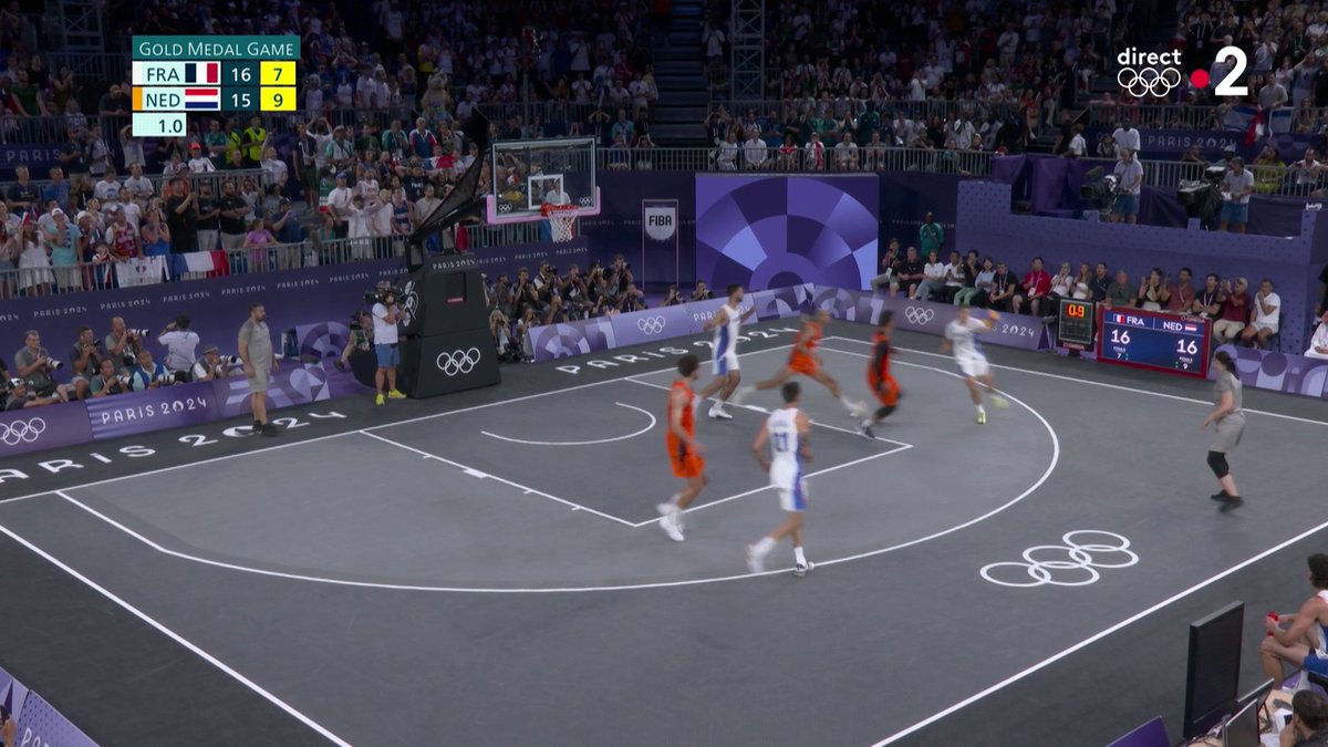 #Paris2024 | 🔥 PROLONGATIONS DANS CETTE FINALE !! 📺 Le direct :