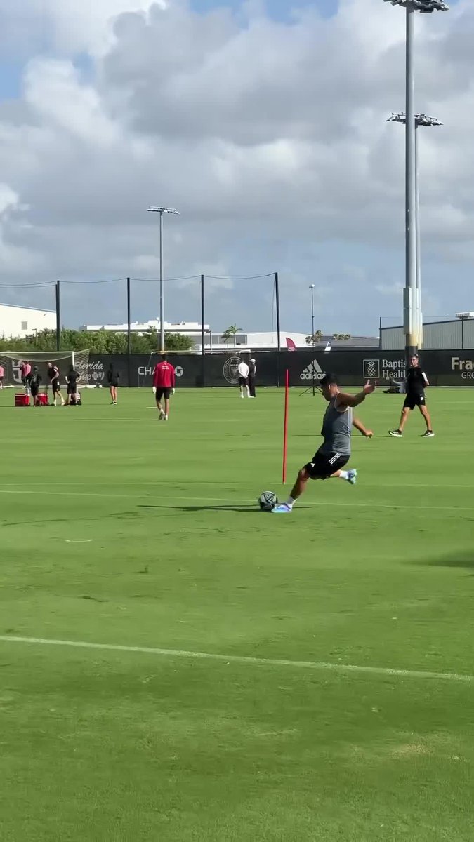 CARGADO DE GOLES: Lucho Suárez estuvo encendido en el entrenamiento de Inter Miami. 📹 Inter Miami CF