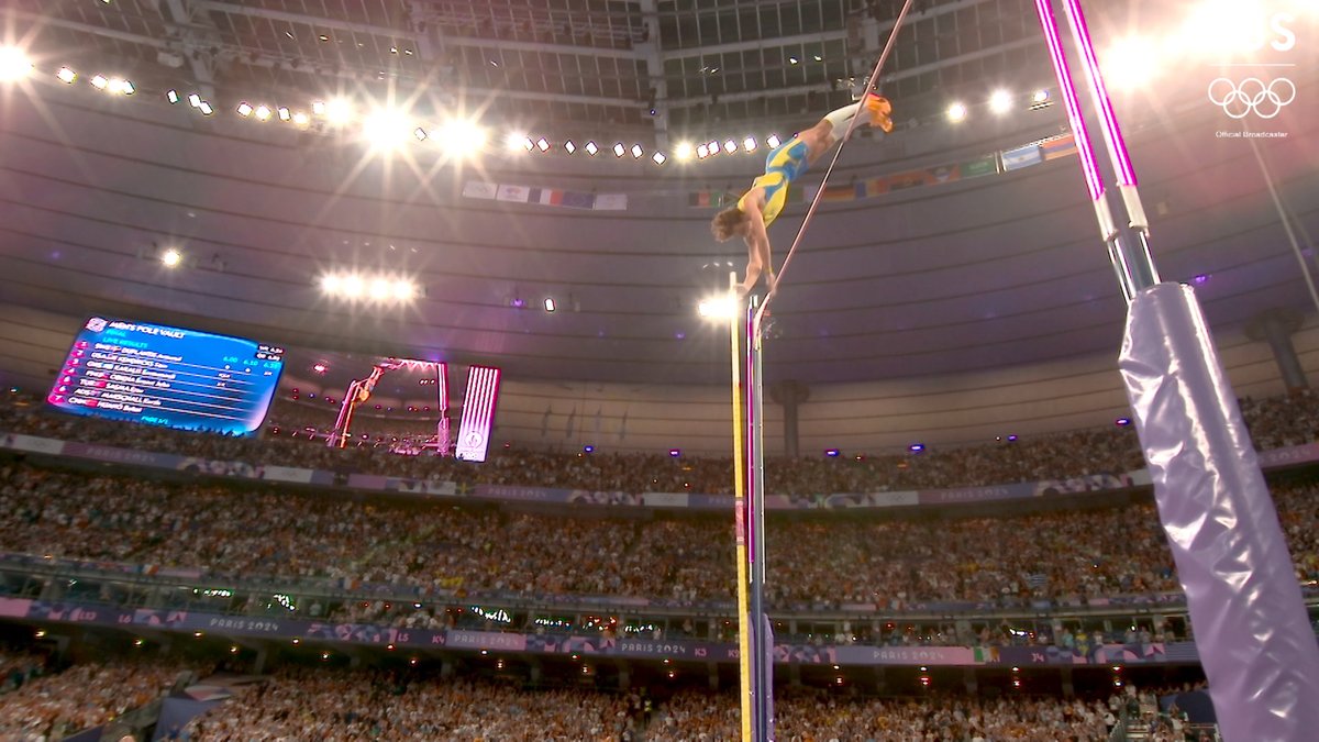 パリ五輪🇫🇷 男子棒高跳 デュプランティス🇸🇪 6m25の世界新記録🌎 もうこれは今後100年破られないかもしれない。 ボルトに並ぶかそれ以上かもしれない伝説級の記録。