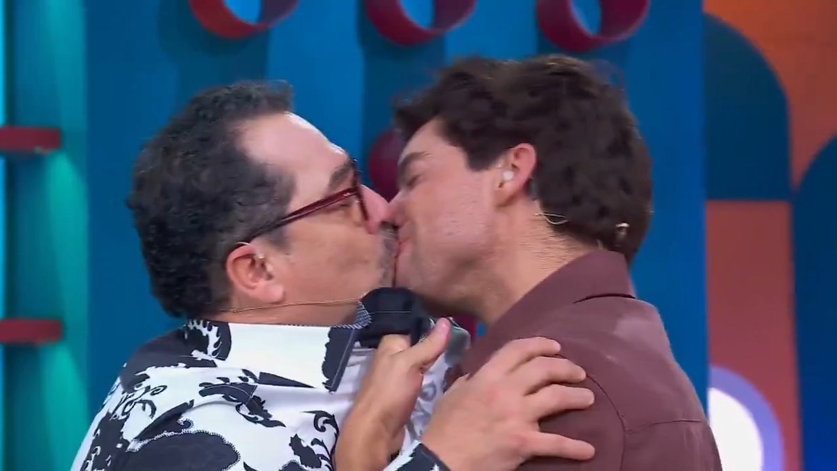 ¡Ah, caray! Se puso rara la posgala de #Vix 🤣🤣🤣 #LaCasaDeLosFamososMX