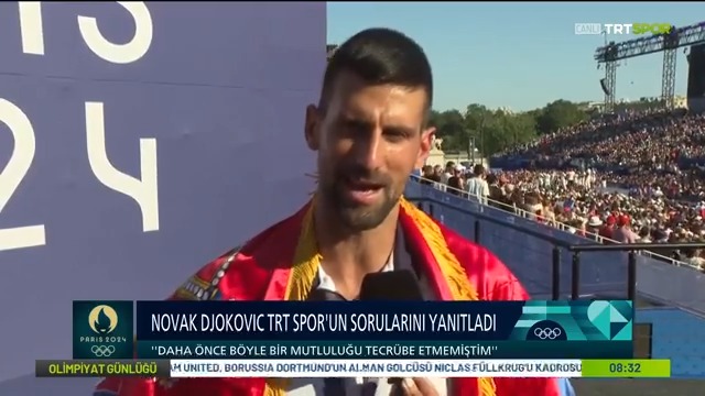 🗣️ "Türkiye'yi seviyorum. Umarım yakın zamanda tekrar ziyaret edebilirim." 🗣️ "Dün Hande Baladın ile tanıştım. Ona ve Türkiye voleybol milli takımına iyi şanslar diledim." 🎾 Tenisin efsane ismi Novak Djokovic, TRT Spor'a konuştu.