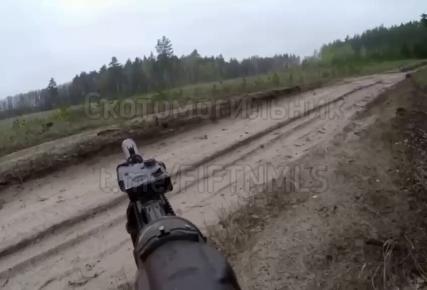 🇷🇺💪The Russian army ambushed and eliminated the Ukrainian vehicle and its crew.