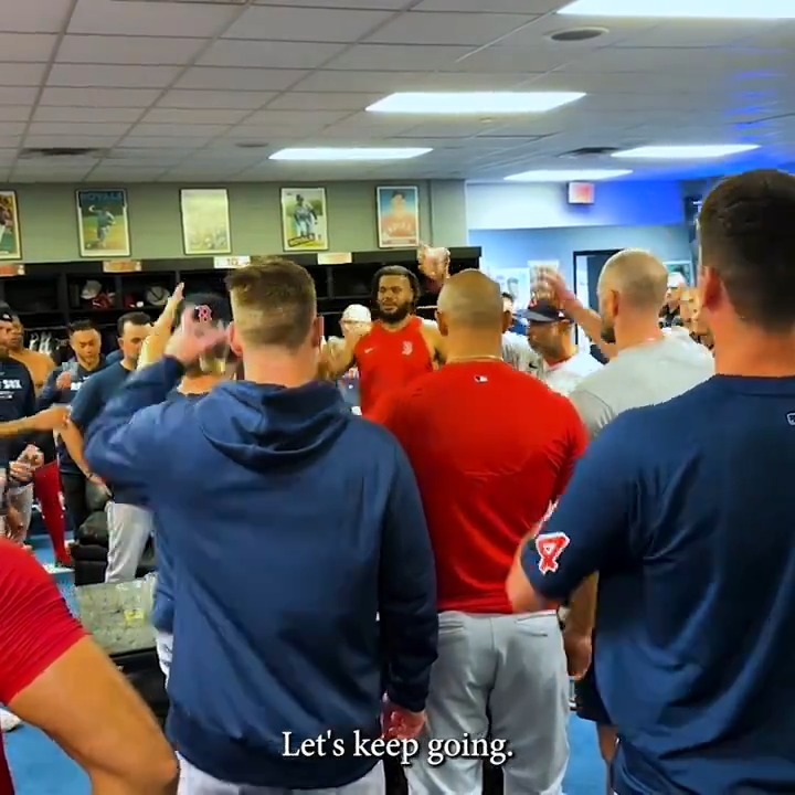 Alex Cora: “I hope you guys feel that I fight every fucking pitch with you guys. We got a big shot to fucking win this thing and it’s because of you.” FIRE ME UP!!!