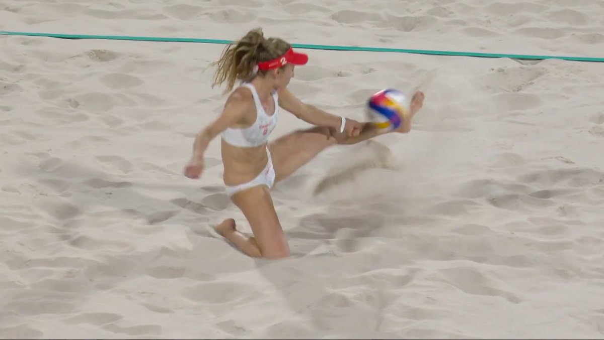 "Nina Brunner mit dem Play des Tuniers!" 🤯🤯🤯 Für diese Fußabwehr gibt es echt kein anderes Wort als: Episch! #olympics #paris2024