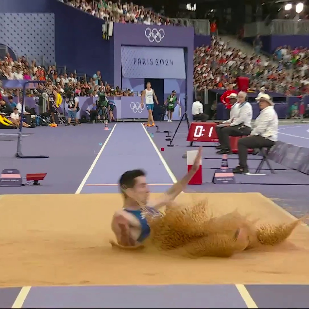 Watch as Miltiádis Tentóglou took gold in the long jump at Paris 2024 for Greece! 🇬🇷 He now has back-to-back gold medals at the Olympics 🥇🥇 #Paris2024