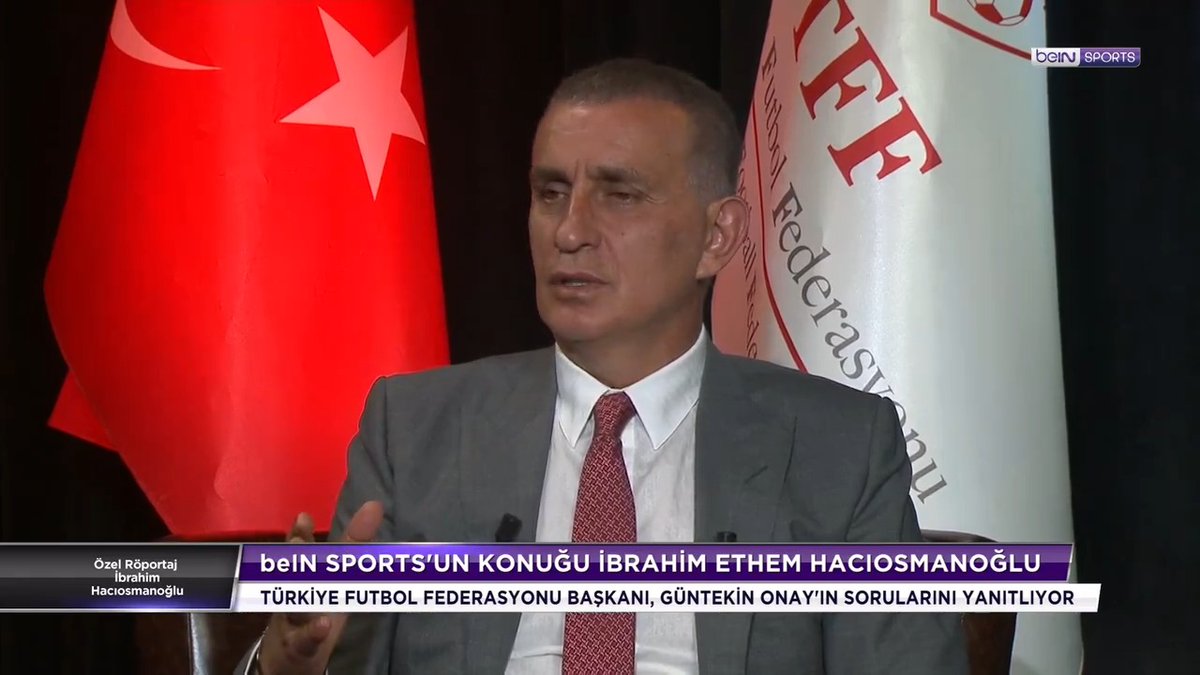 🗣️Hacıosmanoğlu: Italyan bir numara aradı. Sonra mesaj geldi, Başkanım ben Çalhanoğlu, arayabilir miyim yazıyordu. Ilk söylediği gözümüz aydın oldu. takımın kaptanı gözümüz aydın demez, hayırlı olsun der. Burada bile mesaj var.