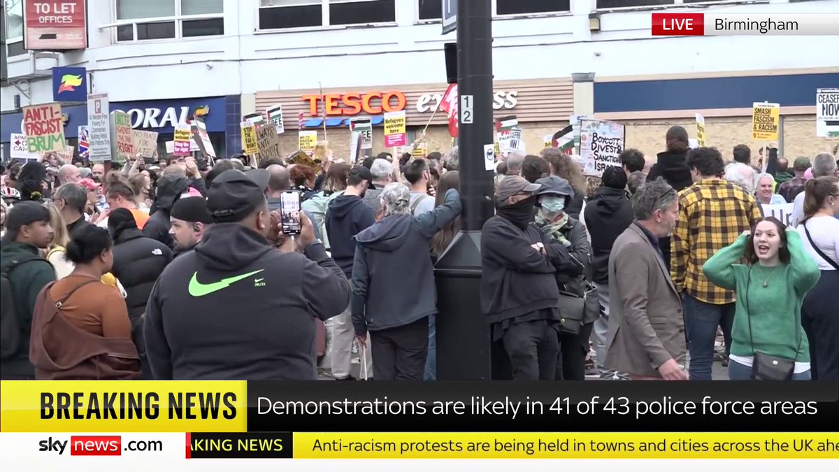 'So far, the counter-protests are peaceful.' Sky's Paul Kelso reports from Birmingham, where far-right protesters are yet to appear and 'instead we have an eloquent expression of Birmingham's distaste for racist views.' 📺 Sky 501, Virgin 602, Freeview 233
