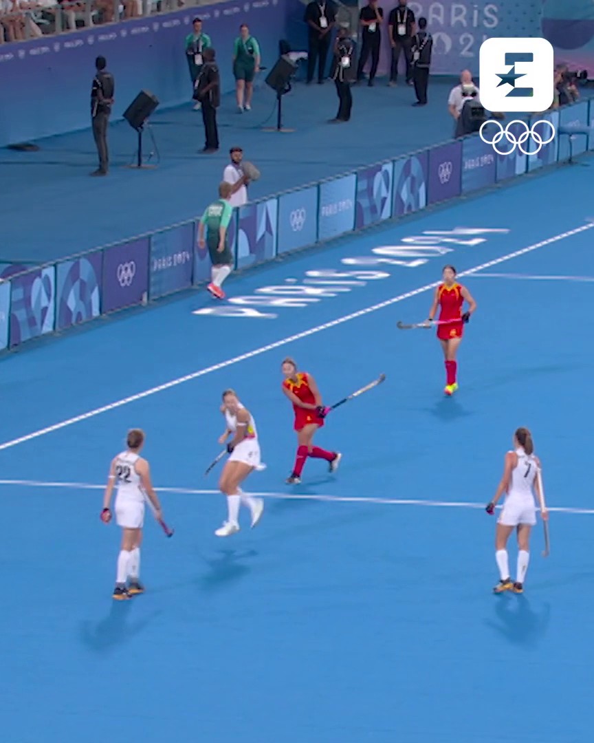 A Chinese hockey player smashed the ball into a Belgian player after the whistle at the Olympics 🏑💥 Just listen to the boos 😬 #Paris2024
