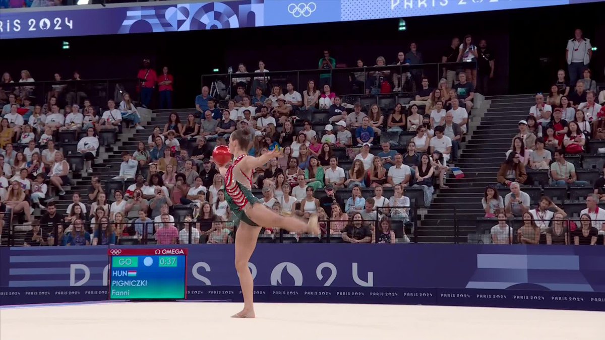 ¡CÓMO UN LEÓN! 🥹🦁 Barbara Domingos, con la canción mítica del Rey León, nos dio una rutina increíble en #Paris2024 #ParísEsTuyo