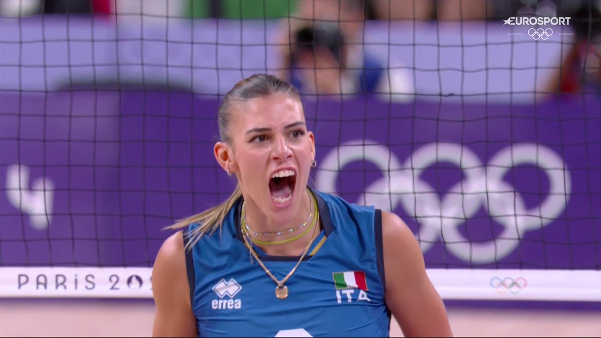 FATE VEDERE QUESTA AZIONE IN OGNI FOTTUTA SCUOLA DI PALLAVOLO #GiochiOlimpici #italvolley